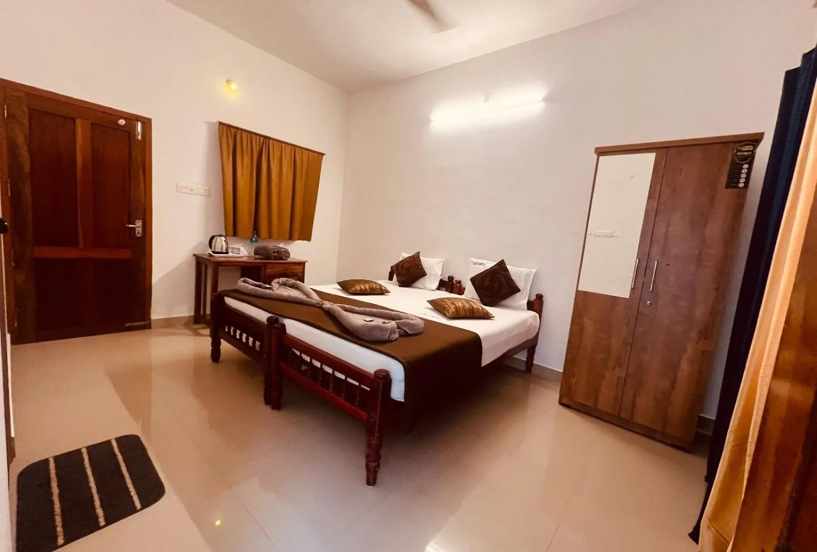 New Coco Inn Varkala Cliff الهند
