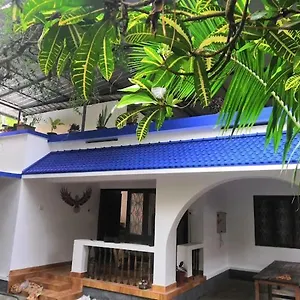 The Lungi Vibe Варкала